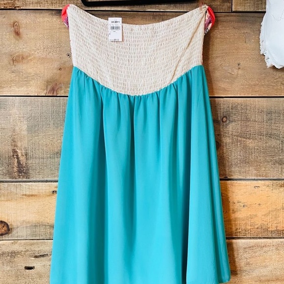 Cute strapless dress! - Picture 2 of 2